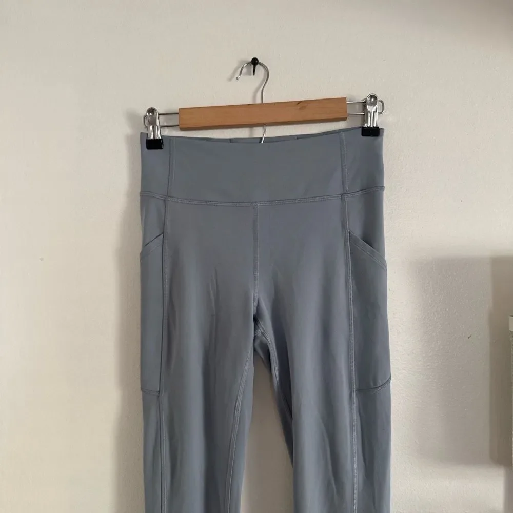 Lululemon Athletica Light Gray Leggings EUC